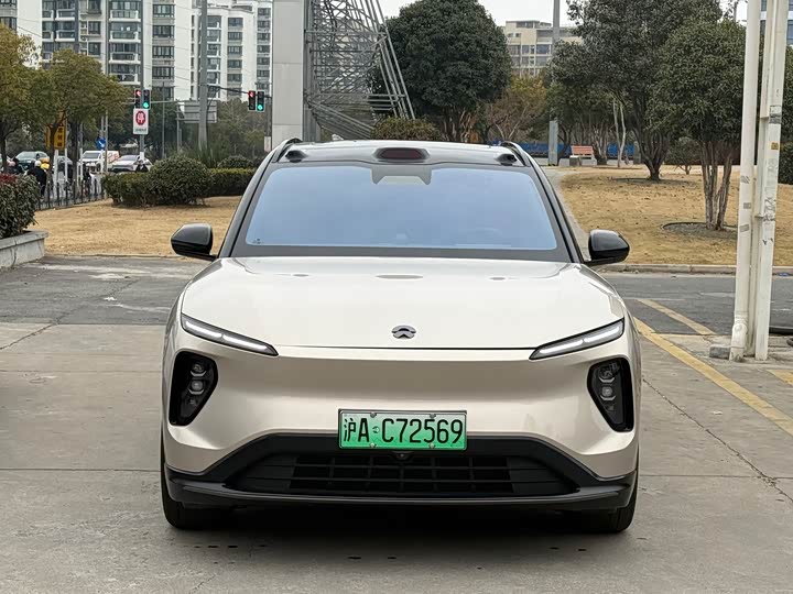 Фото 2 - Nio ES6