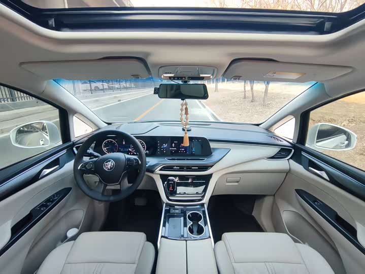 Фото 9 - Buick GL8 ES