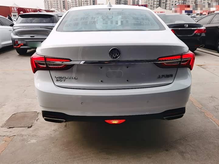 Фото 6 - Buick Verano