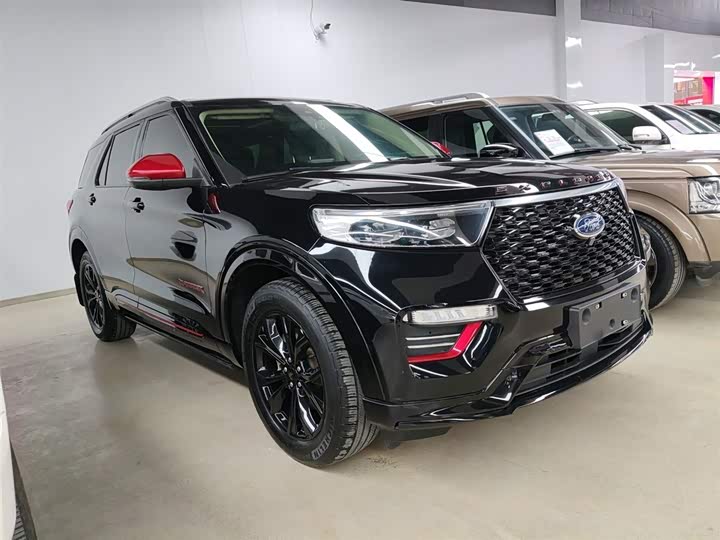 Фото 4 - Ford Explorer