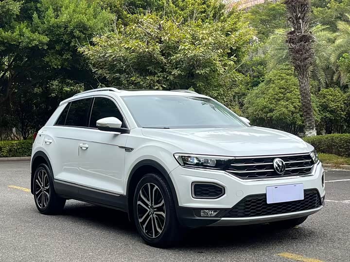 Фото 2 - Volkswagen T-Roc