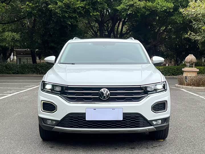 Фото 3 - Volkswagen T-Roc