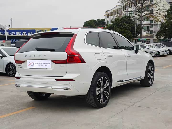 Фото 2 - Volvo XC60 Hybrid