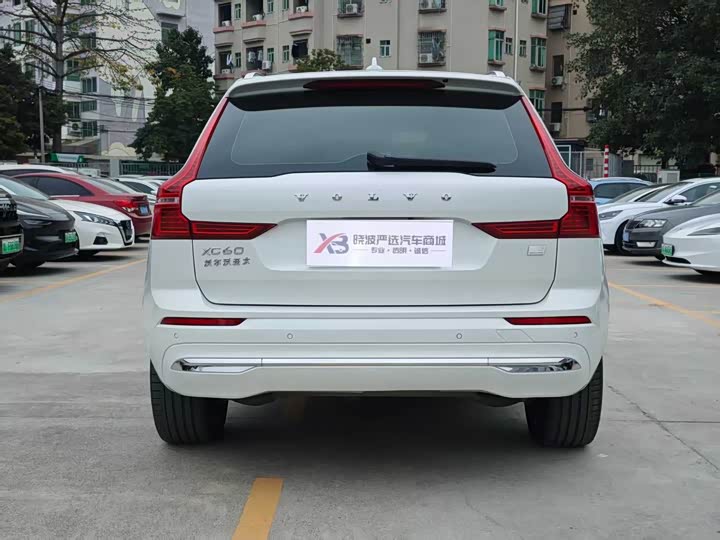 Фото 4 - Volvo XC60 Hybrid