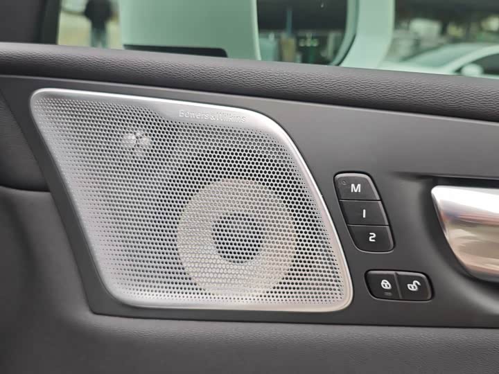 Фото 5 - Volvo XC60 Hybrid