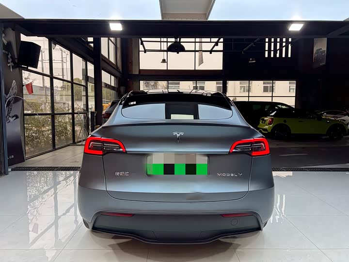 Фото 8 - Tesla Model Y