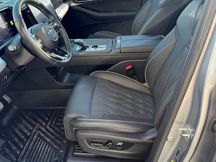 Фото 7 - GAC Trumpchi GS8