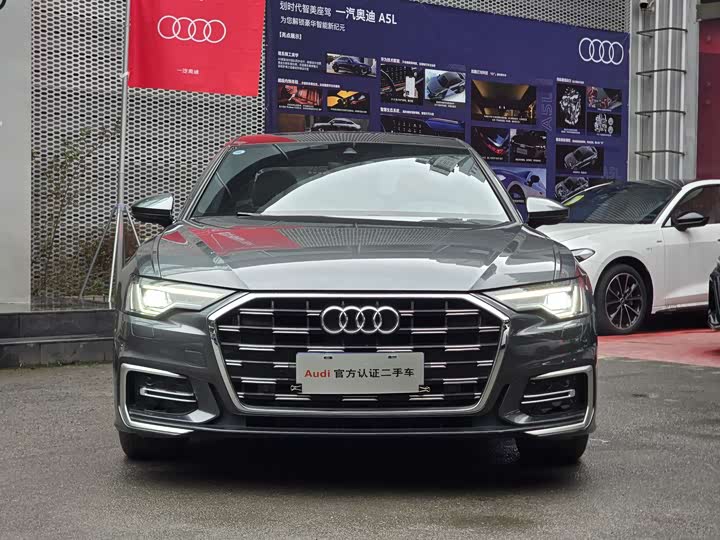 Фото 2 - Audi A6L