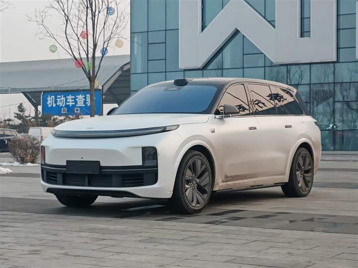 Фото 1 - LiXiang L9