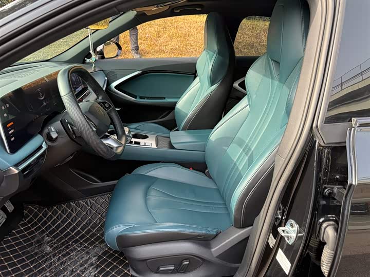 Фото 8 - MG Motor 7