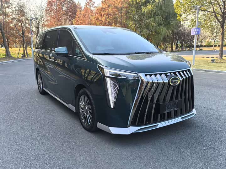 Фото 3 - GAC Trumpchi M8