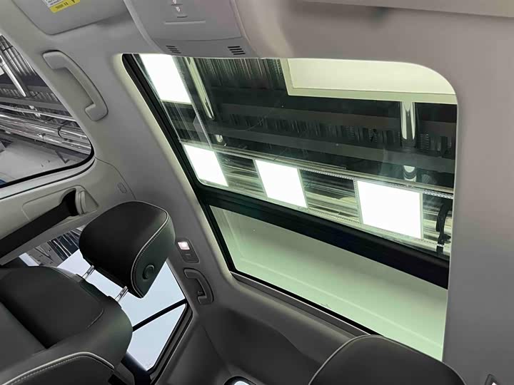 Фото 9 - Volkswagen T-Roc