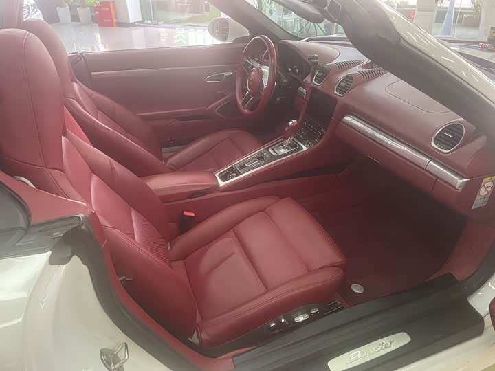 Фото 7 - Porsche 718