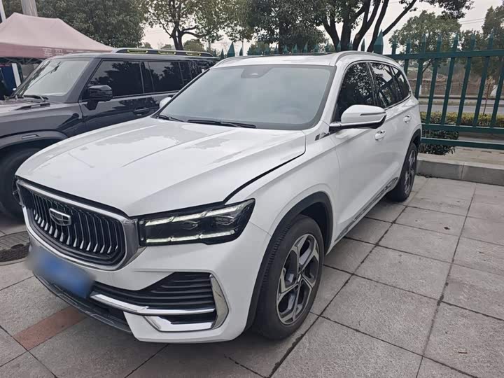 Фото 2 - Geely Monjaro