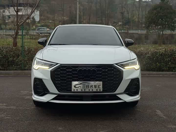 Фото 2 - Audi Q3 Sportback