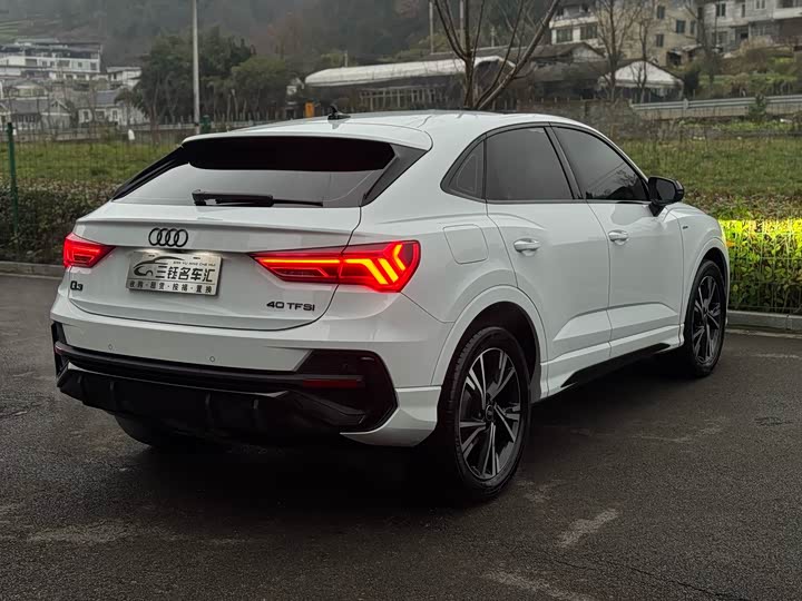Фото 6 - Audi Q3 Sportback