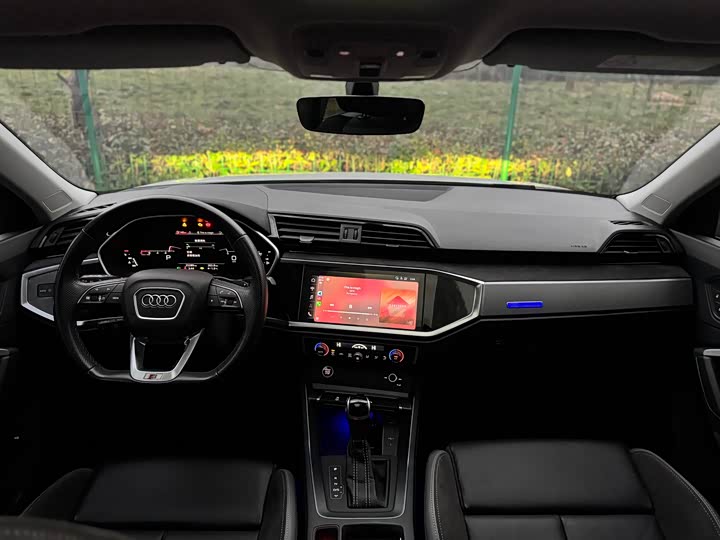 Фото 9 - Audi Q3 Sportback