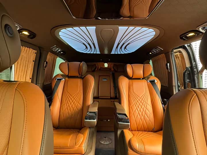 Фото 8 - Mercedes-Benz Vito