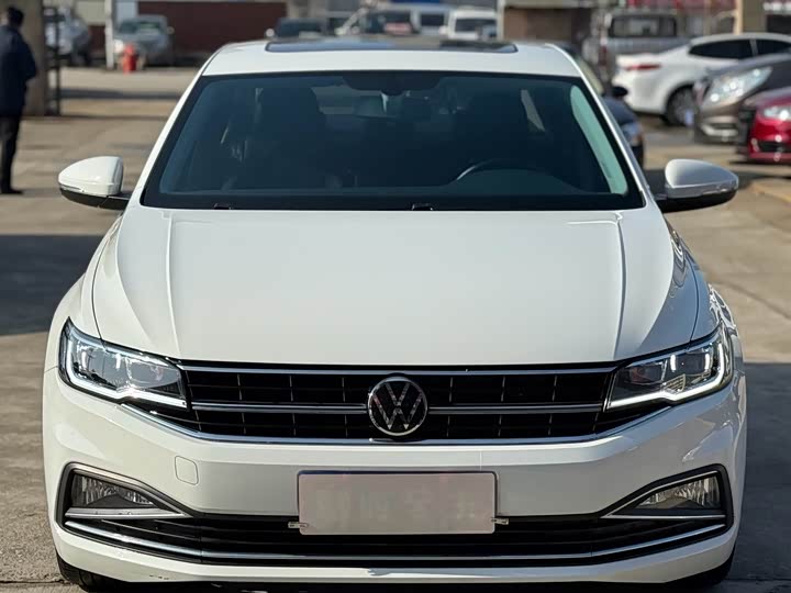 Фото 2 - Volkswagen Bora