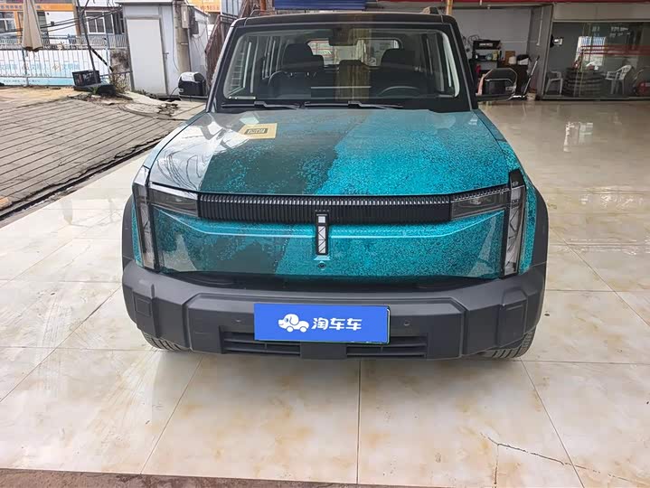 Фото 2 - Chery iCar 03