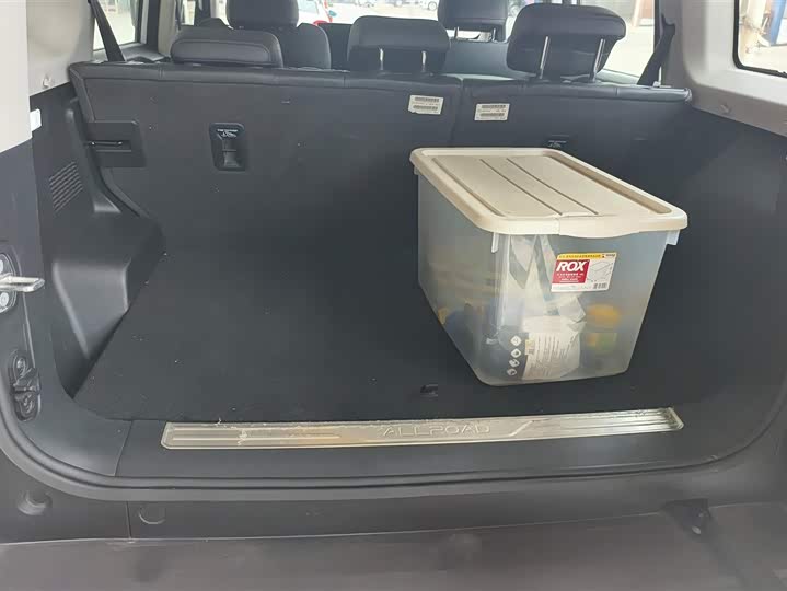 Фото 4 - Chery iCar 03