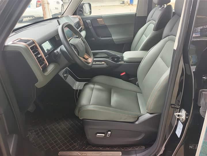 Фото 9 - Chery iCar 03