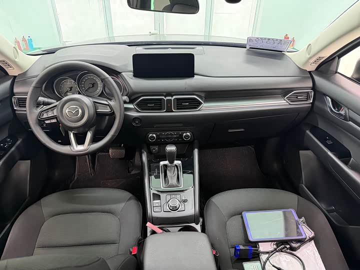 Фото 8 - Mazda CX-5