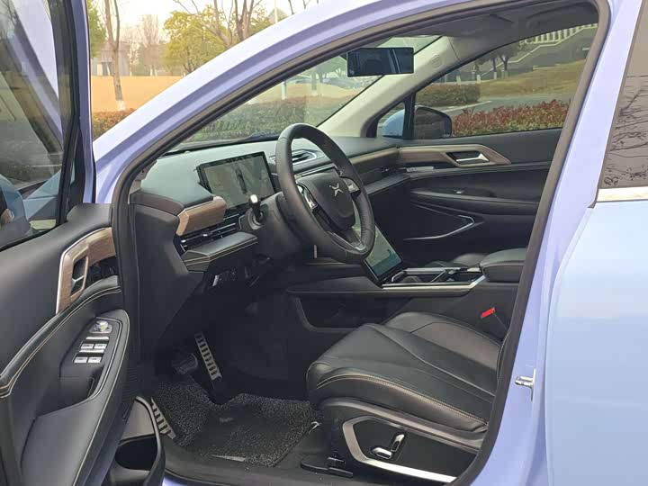 Фото 8 - XPeng P5