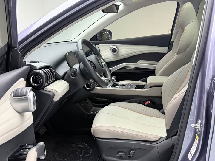 Фото 5 - BYD Yuan Plus