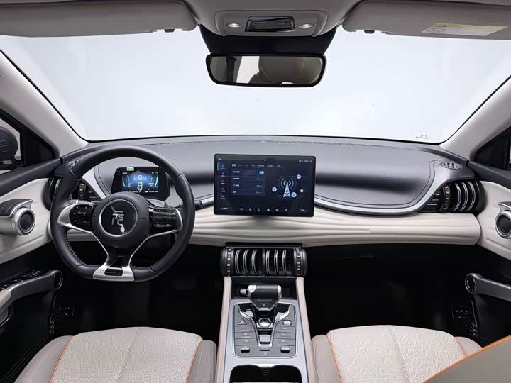 Фото 7 - BYD Yuan Plus