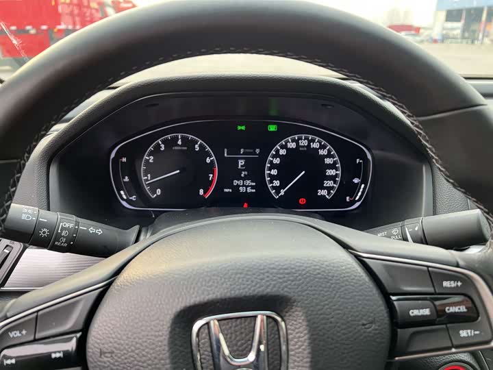 Фото 7 - Honda Accord