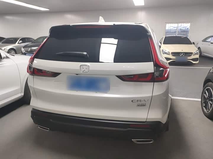 Фото 6 - Honda CR-V