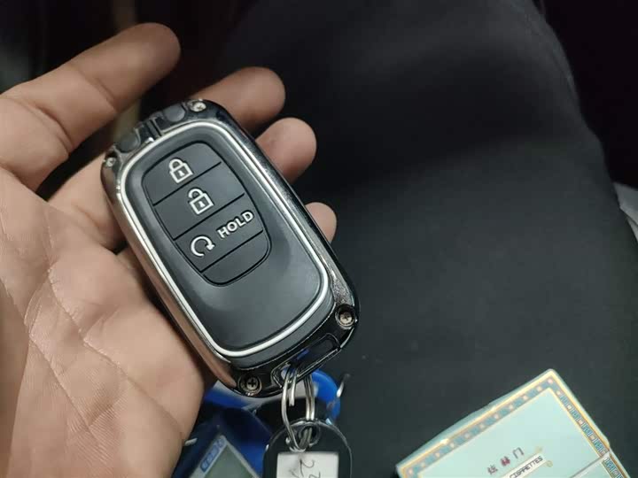 Фото 9 - Honda CR-V