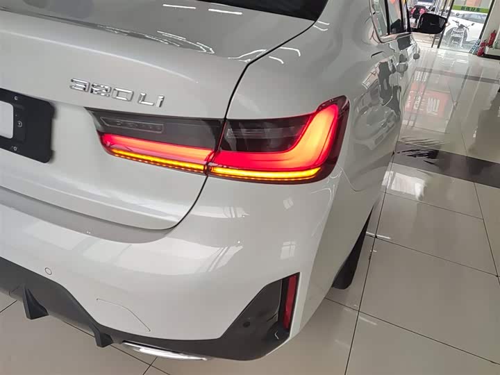 Фото 8 - BMW 3 Series