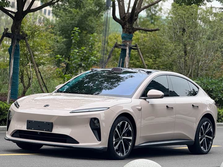 Фото 3 - Nio ET5