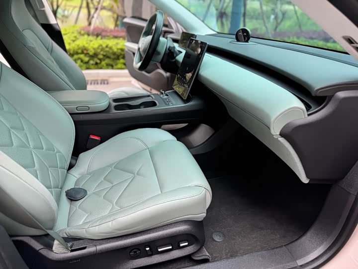 Фото 6 - Nio ET5