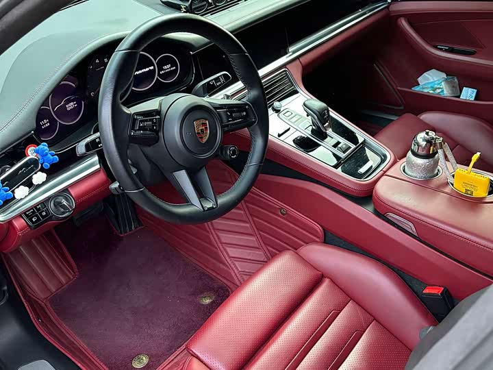 Фото 4 - Porsche Panamera