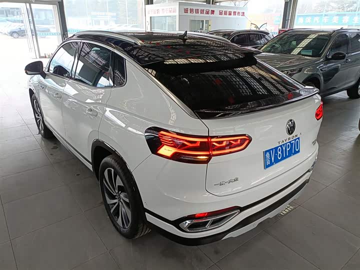 Фото 5 - Volkswagen Tayron X