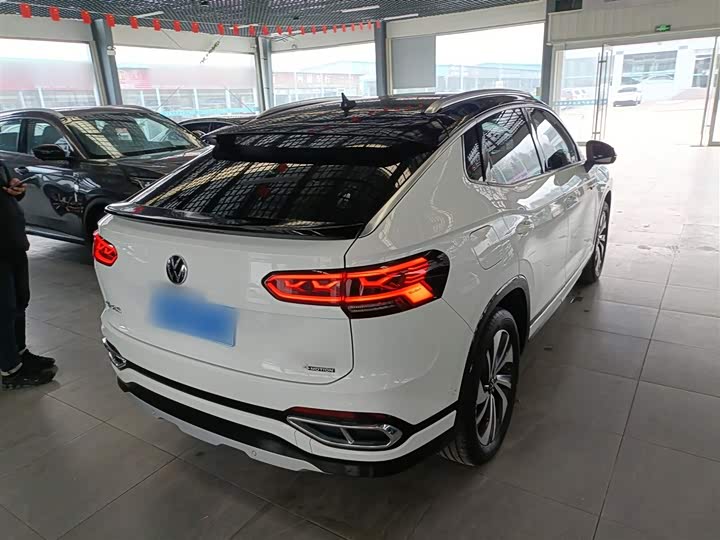 Фото 7 - Volkswagen Tayron X