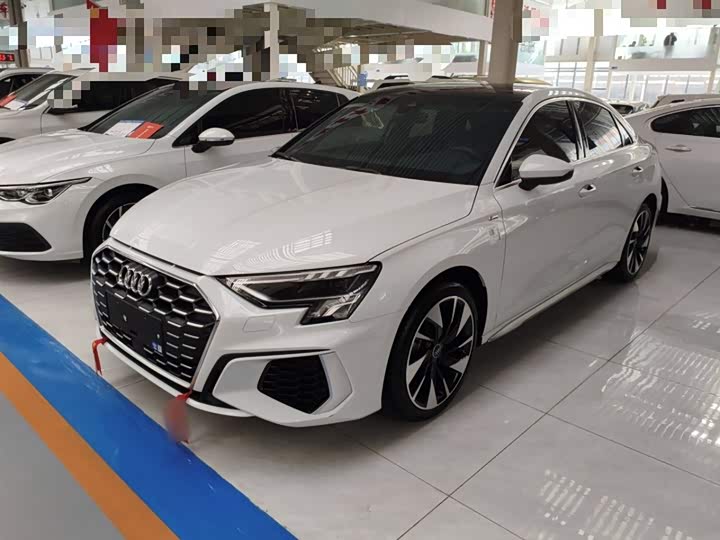 Фото 1 - Audi A3