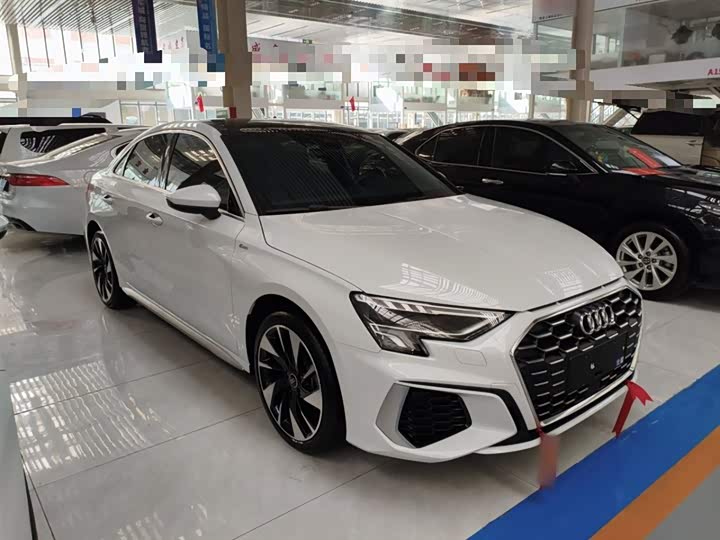 Фото 4 - Audi A3