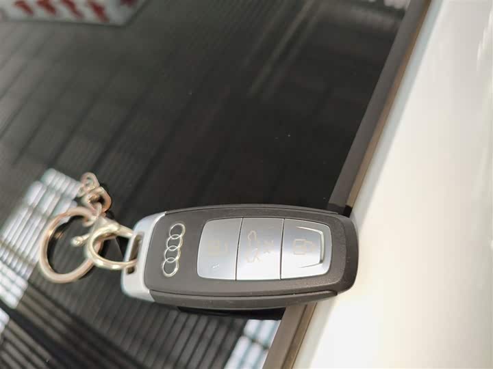 Фото 9 - Audi A3