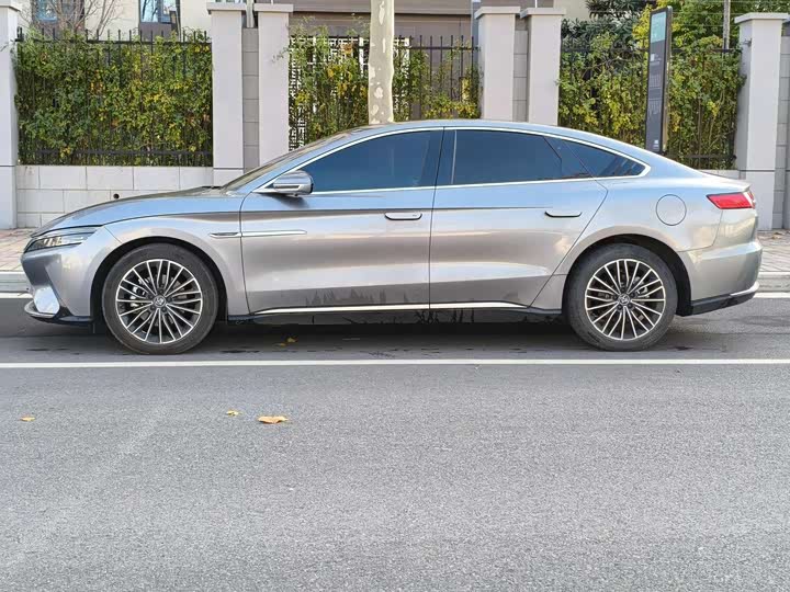 Фото 5 - BYD Han