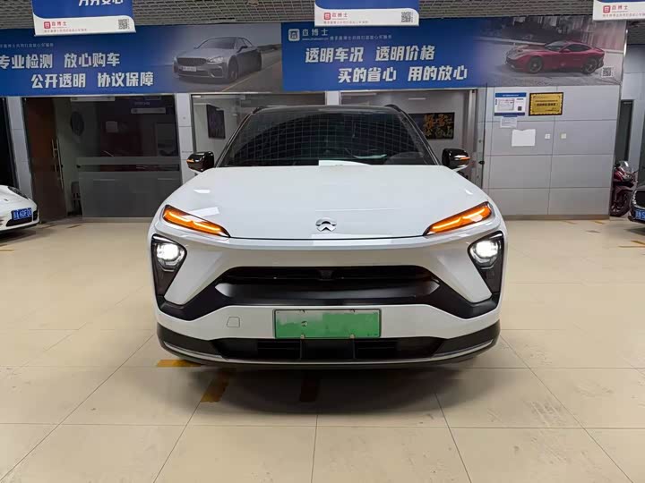 Фото 1 - Nio ES6