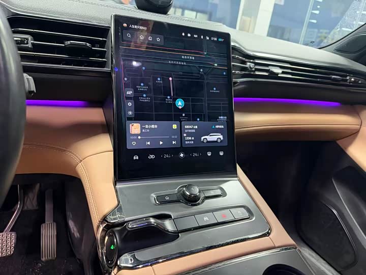 Фото 8 - Nio ES6