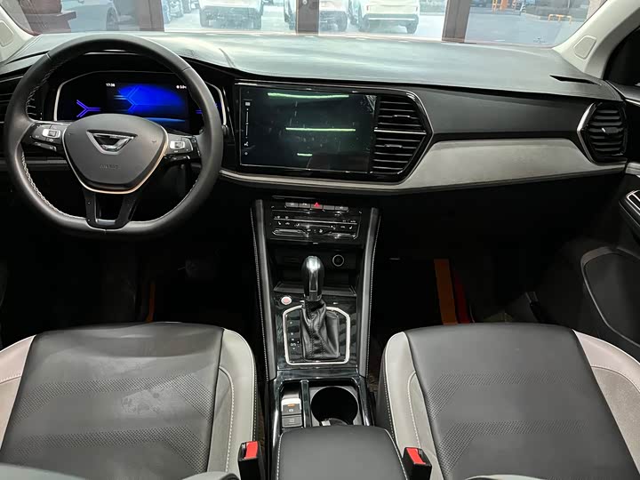 Фото 9 - Jetta VS7