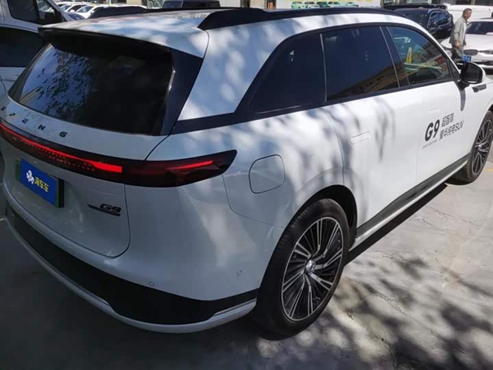 Фото 3 - XPeng G9