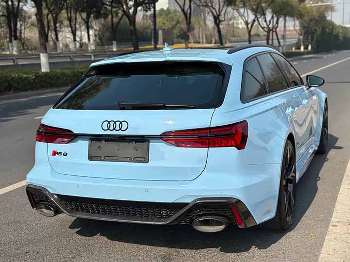 Фото 5 - Audi RS 6
