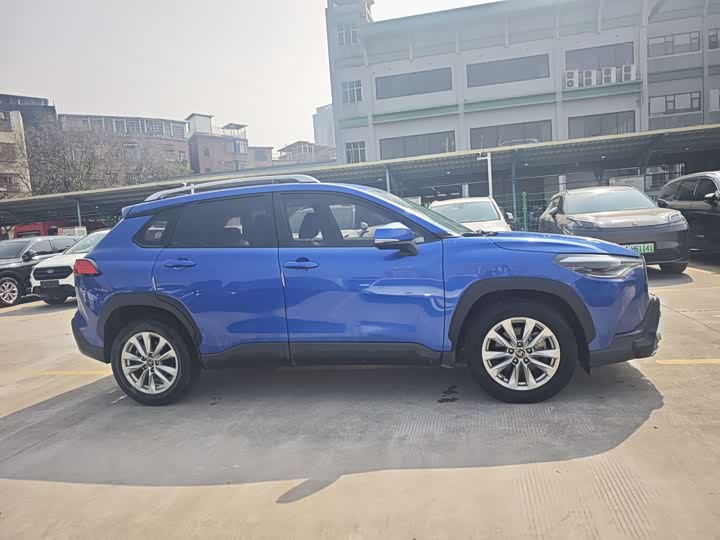 Фото 8 - Toyota Corolla Cross