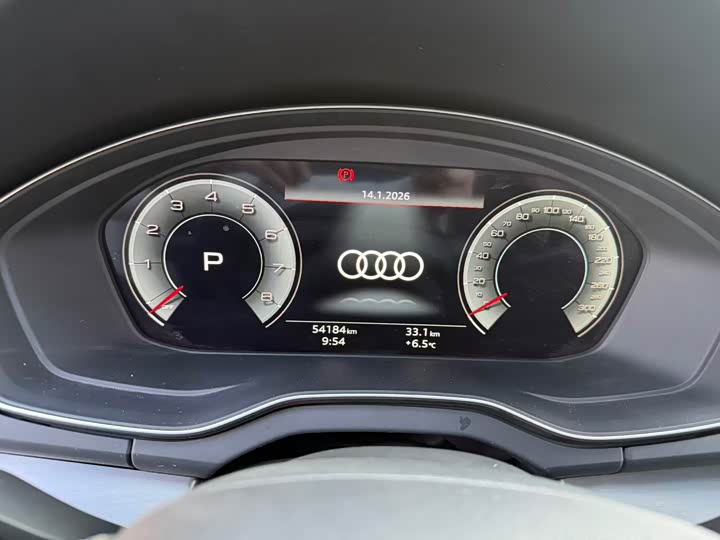 Фото 9 - Audi Q5L